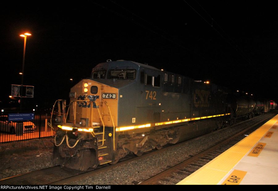 CSX 742